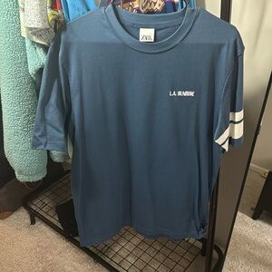 Blue t shirt with small print